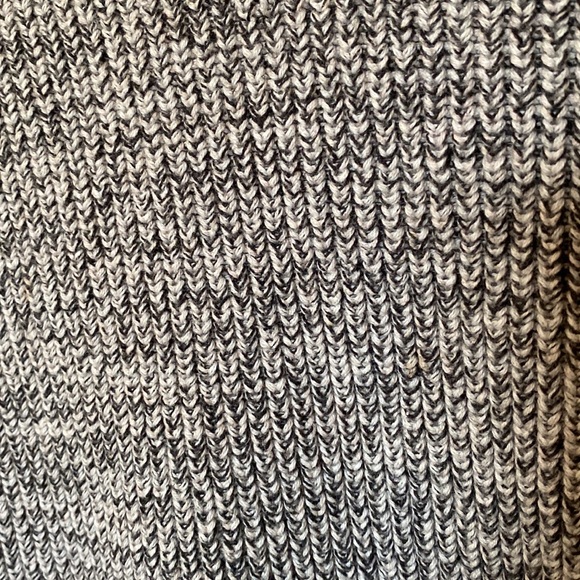 GAP Grey Sweater - Picture 3 of 5
